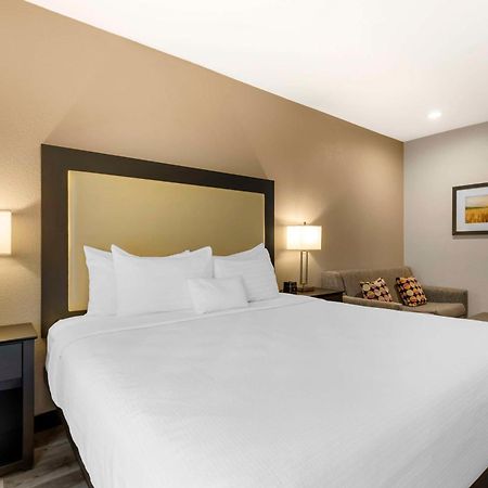 Best Western Plus Des Moines West Inn & Suites Clive Zewnętrze zdjęcie