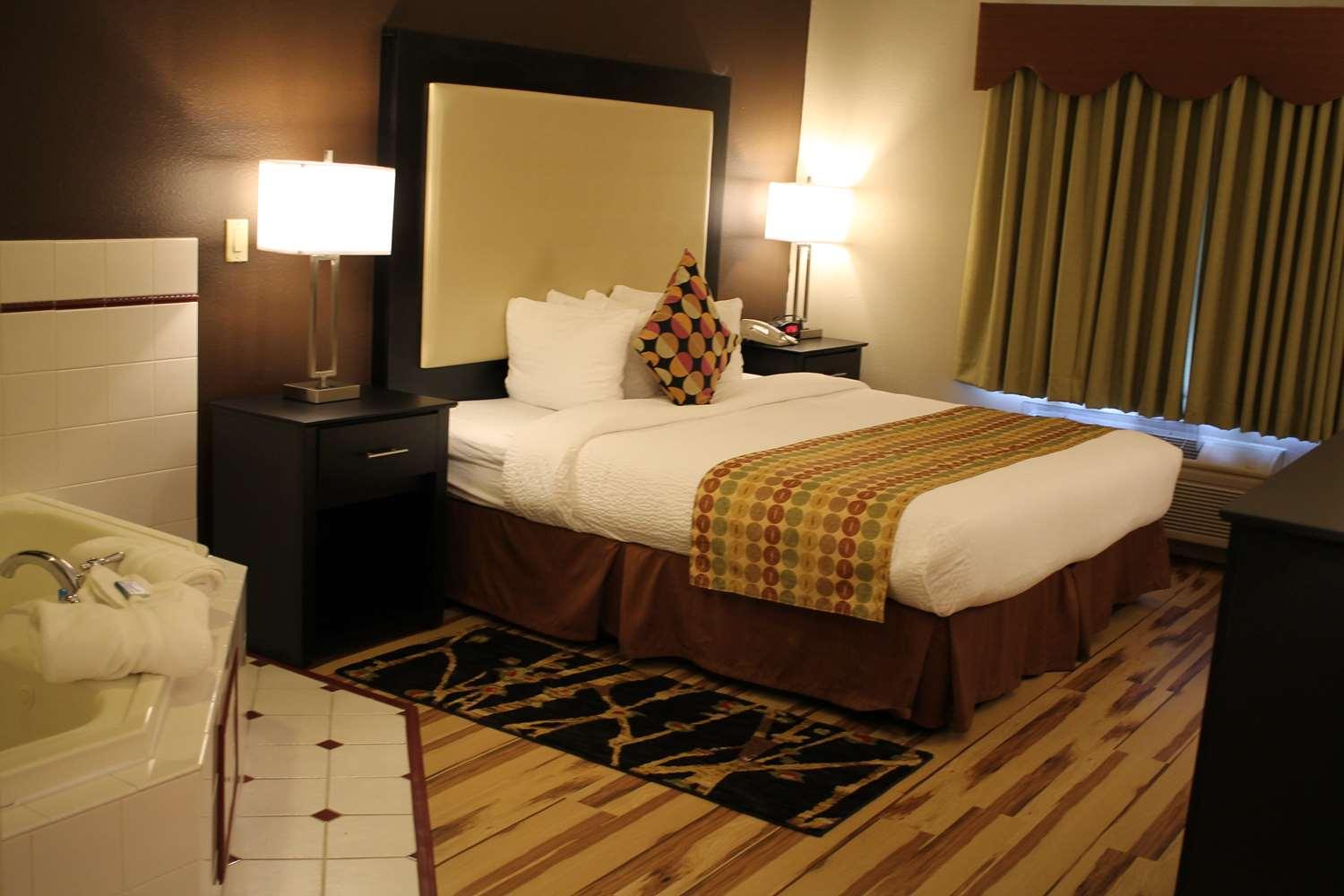 Best Western Plus Des Moines West Inn & Suites Clive Zewnętrze zdjęcie