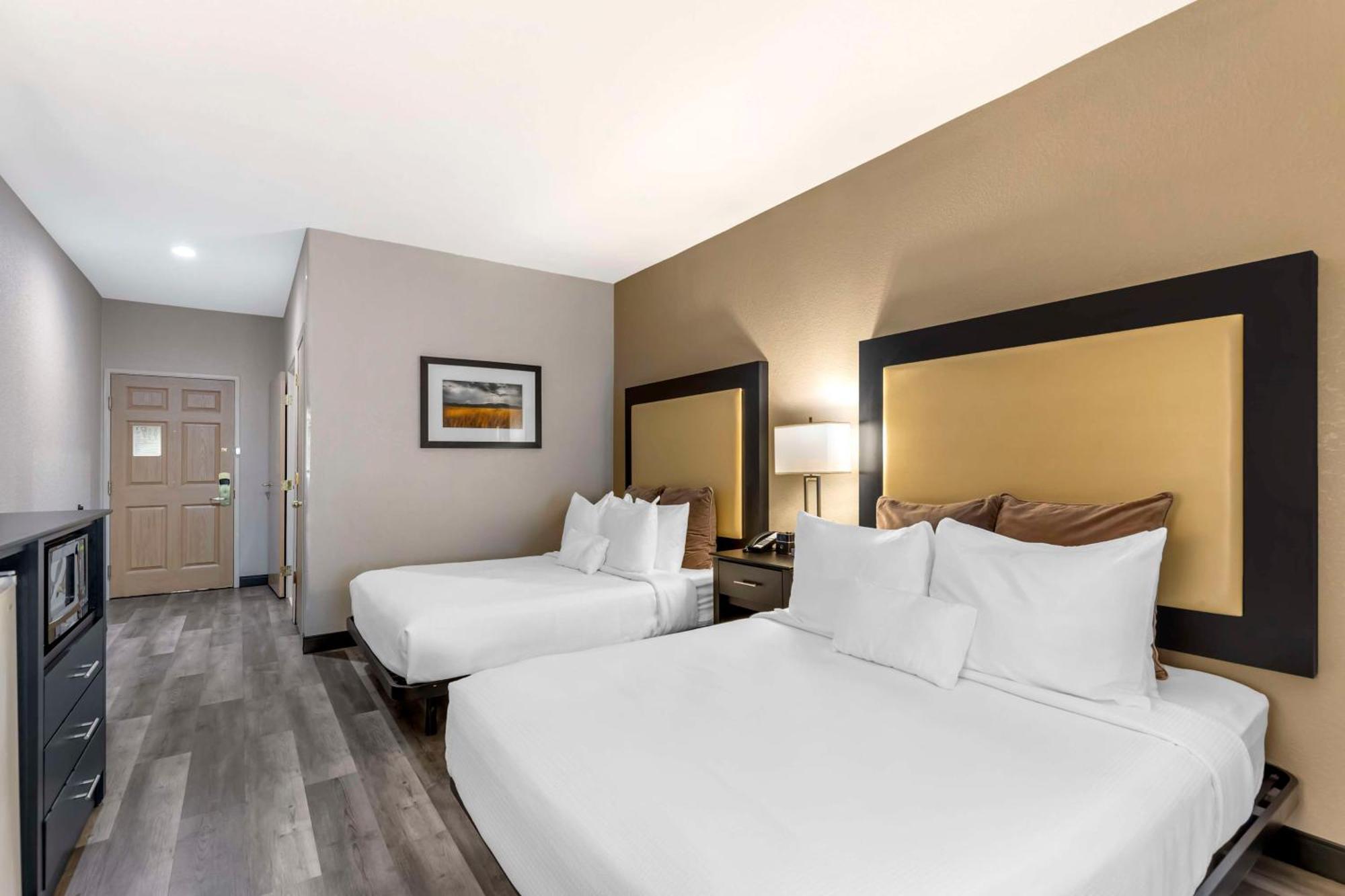 Best Western Plus Des Moines West Inn & Suites Clive Zewnętrze zdjęcie