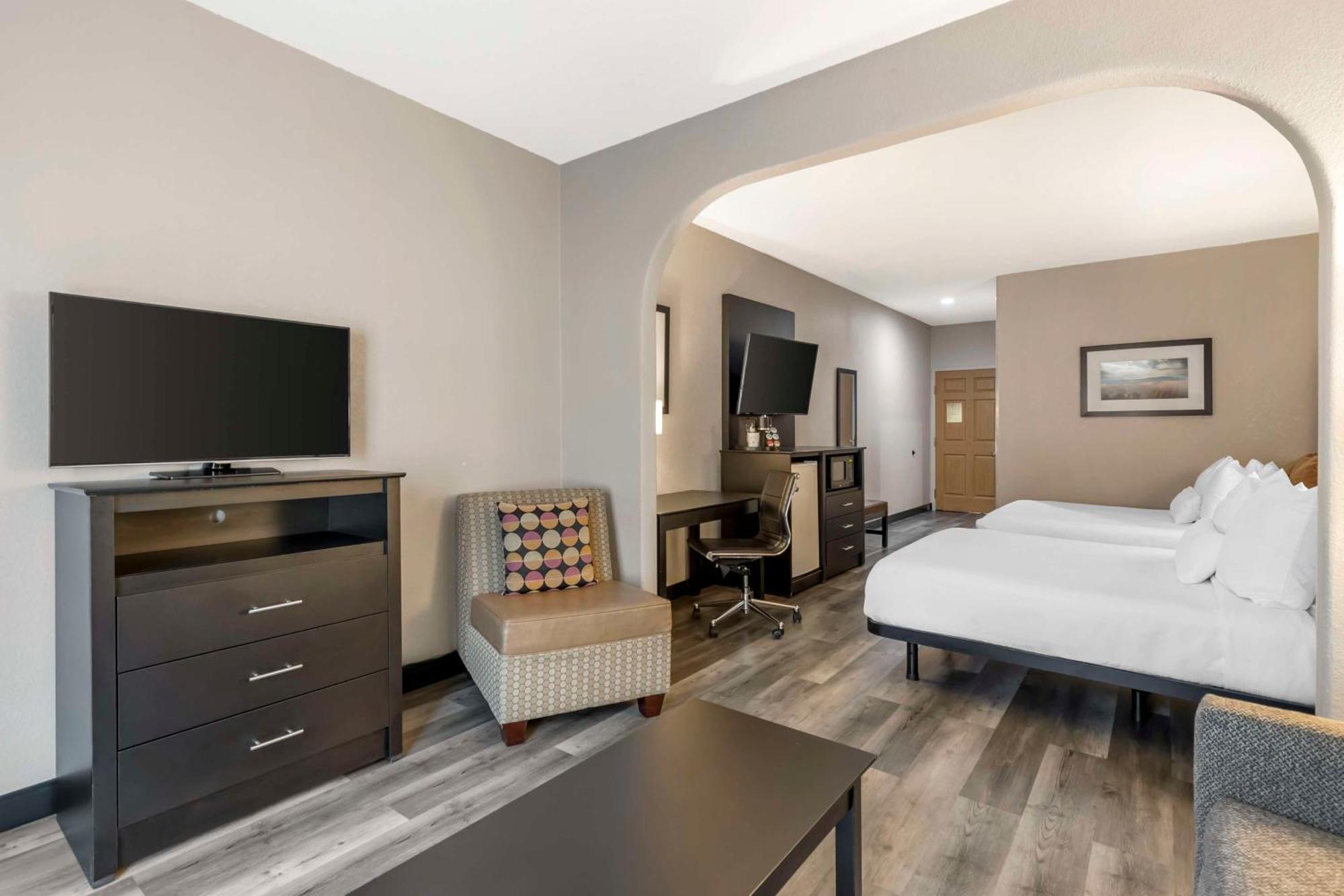 Best Western Plus Des Moines West Inn & Suites Clive Zewnętrze zdjęcie