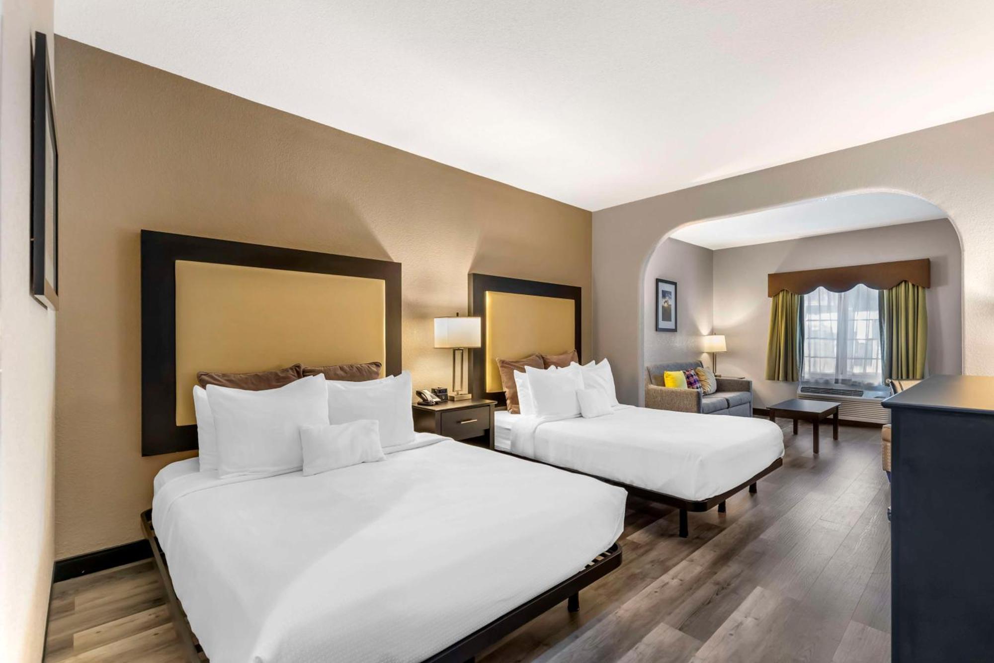 Best Western Plus Des Moines West Inn & Suites Clive Zewnętrze zdjęcie