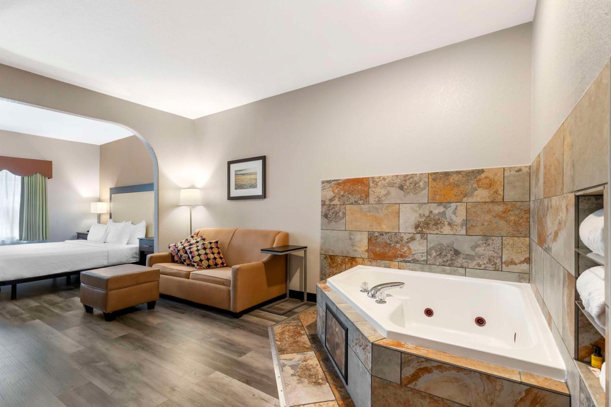 Best Western Plus Des Moines West Inn & Suites Clive Zewnętrze zdjęcie