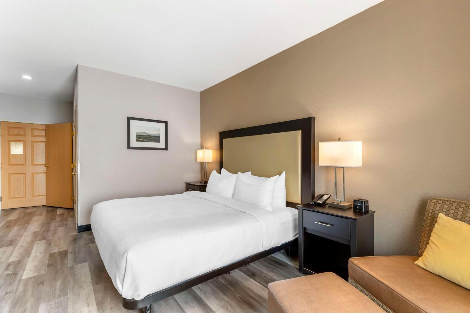 Best Western Plus Des Moines West Inn & Suites Clive Zewnętrze zdjęcie