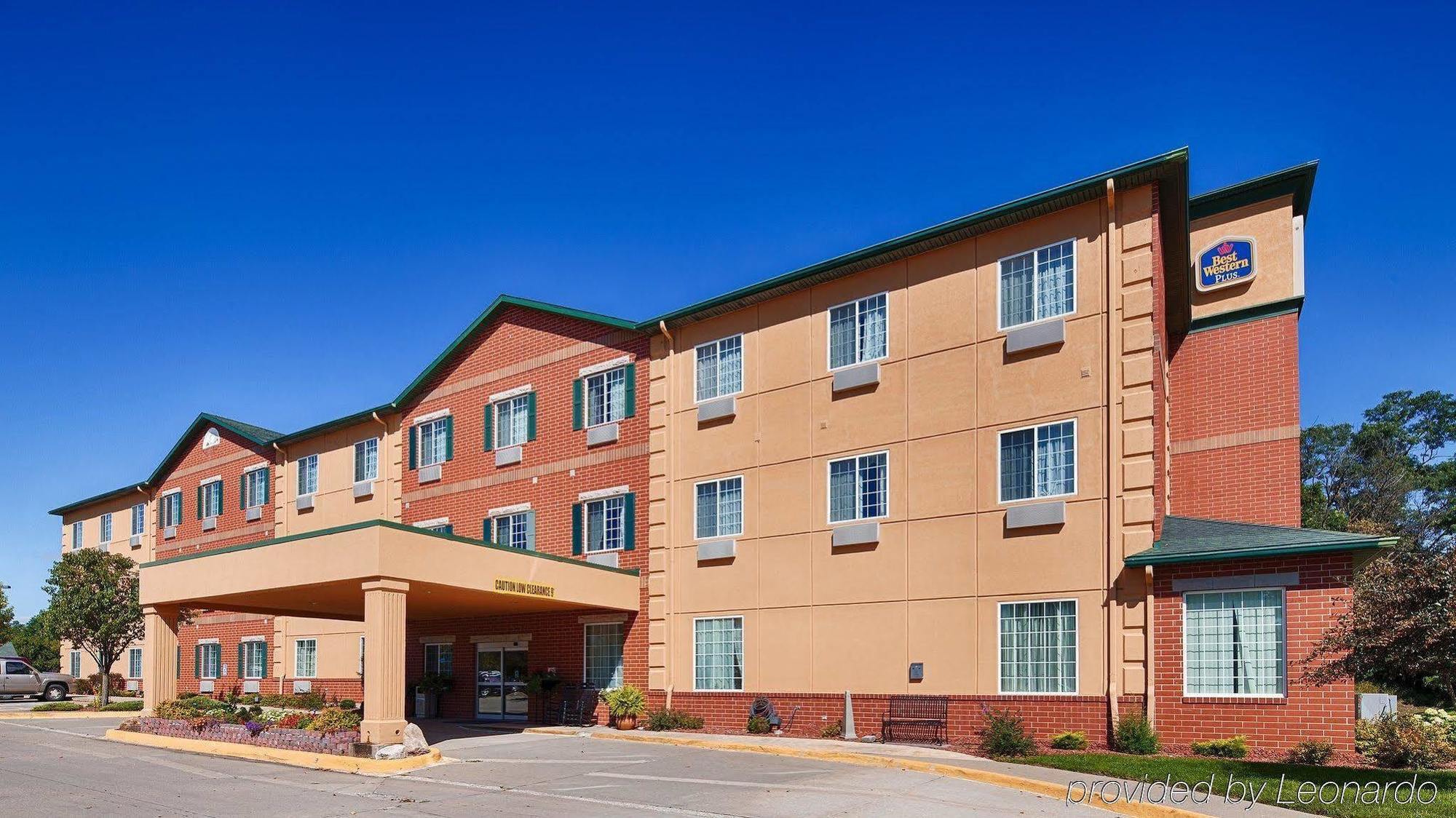 Best Western Plus Des Moines West Inn & Suites Clive Zewnętrze zdjęcie