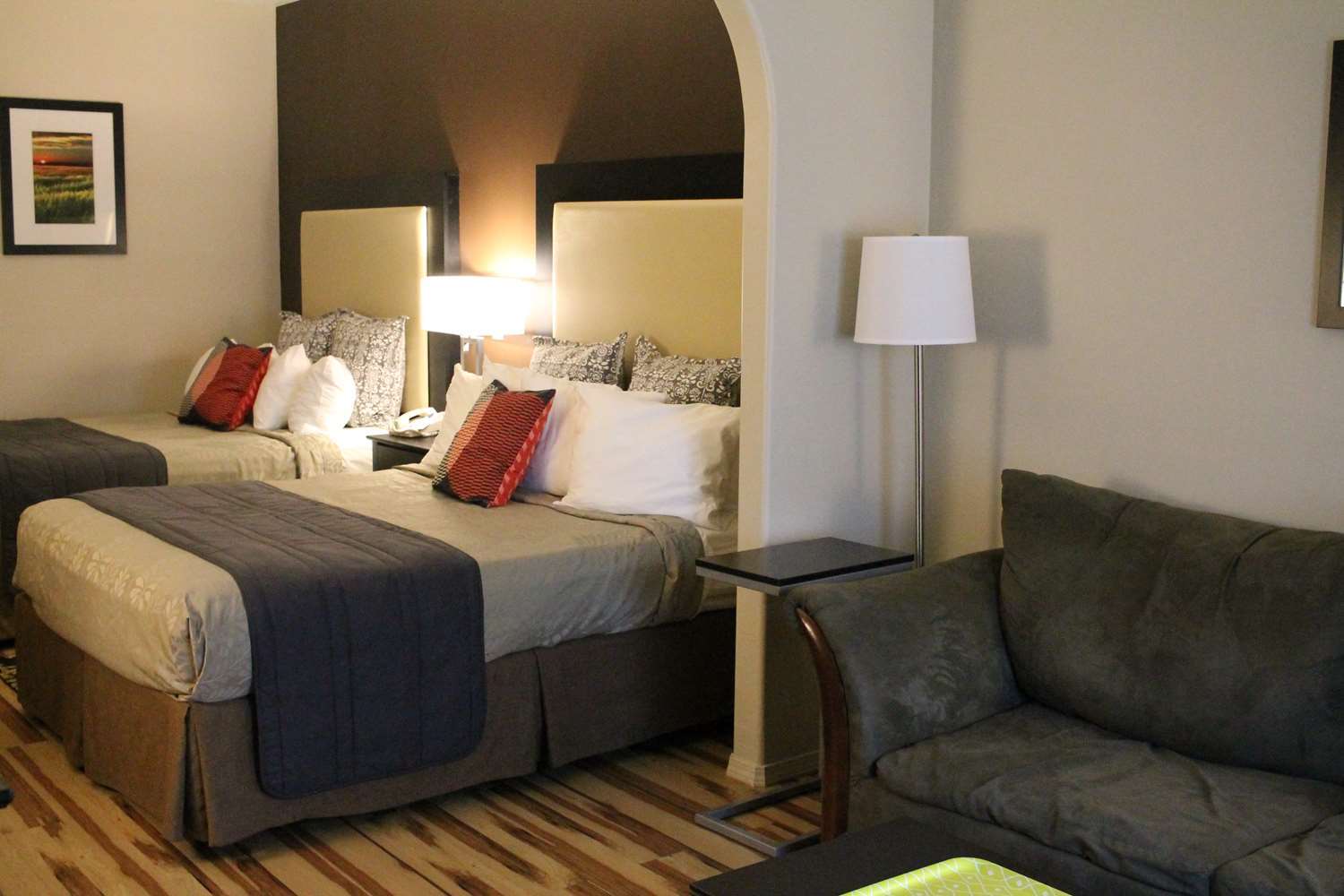 Best Western Plus Des Moines West Inn & Suites Clive Zewnętrze zdjęcie